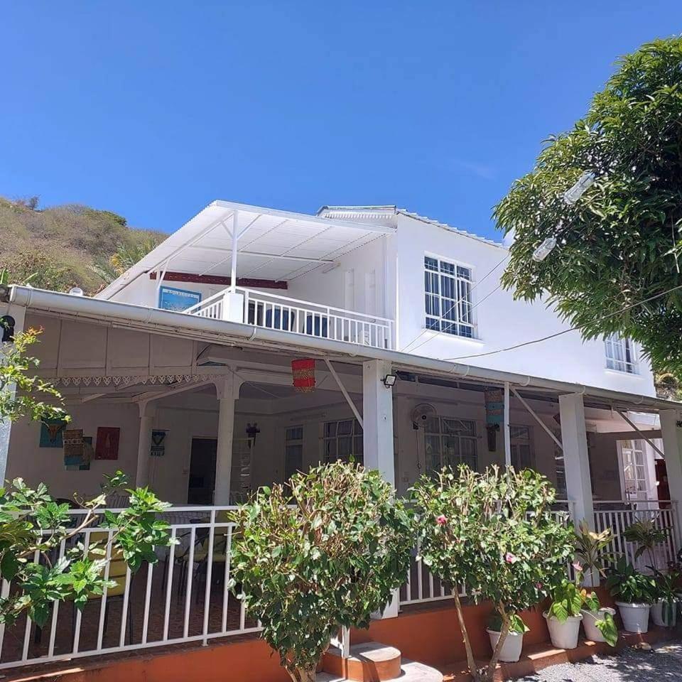 Ohana Guest House Port Mathurin Exteriér fotografie